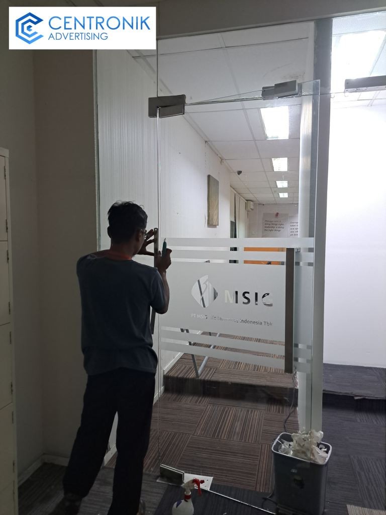 Stiker Sandblast untuk Privasi dan Dekorasi Kaca