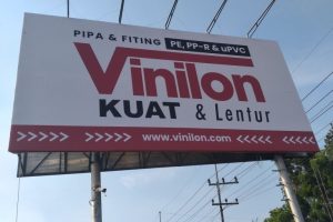 Peremajaan Baliho Vinilon Mojokerto | Proyek Baliho – Centronik Advertising
