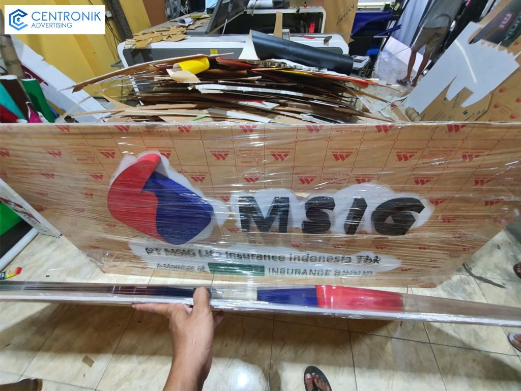 Jasa Huruf Timbul Profesional & Berkualitas | Centronik Advertising