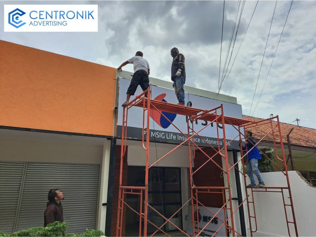 Proyek Neon Box Akrilik MSIG Life Insurance di Semarang β Branding Kantor Agen Mandiri