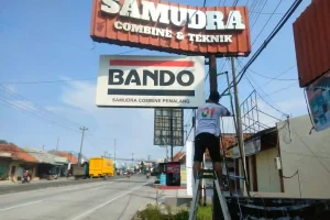 Pembuatan Reklame Bando untuk Toko Mitra: Pentingnya Identitas Visual pada Titik Penjualan